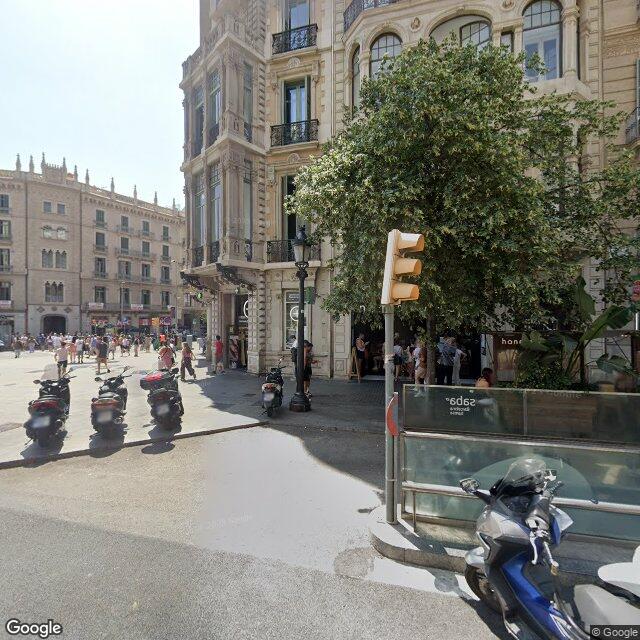 Street view near Farmàcia Espona Meseguer, Núria in Barcelona