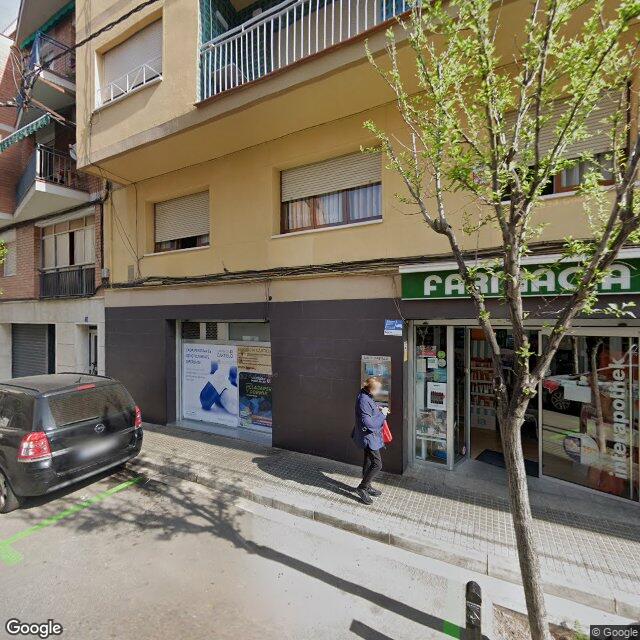 Street view near Farmàcia Esther Castillo Sánchez in Barcelona