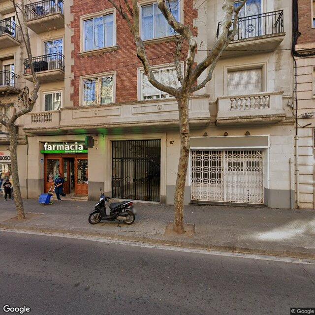 Street view near Farmàcia F. Massana in Barcelona