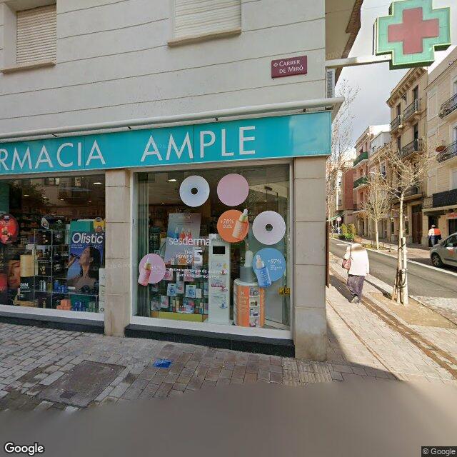 Street view near Farmàcia Feliu Llovera, Ernest in Tarragona