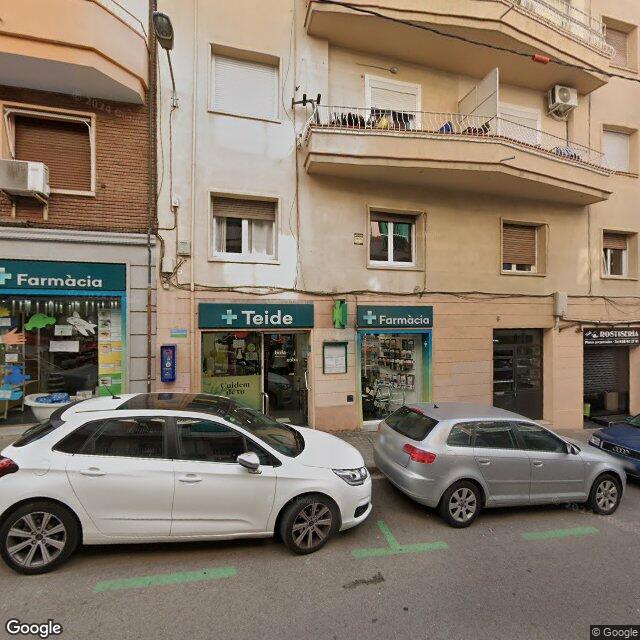 Street view near Farmàcia Fernández-Rajal, Eduard. in Barcelona