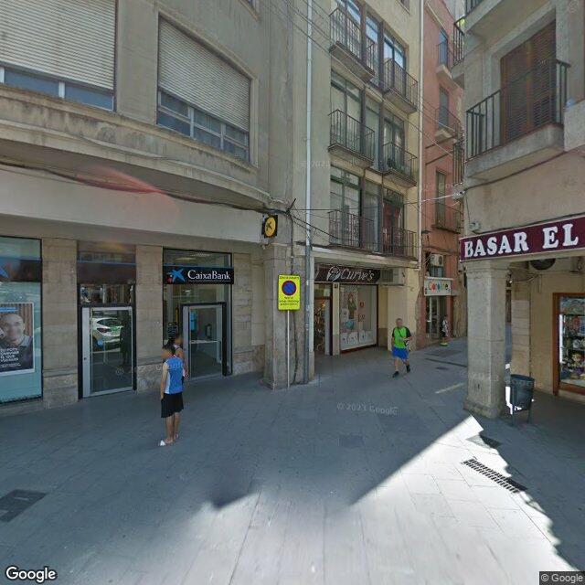 Street view near Farmàcia Ferreres Puchol, M. Carme in Tortosa