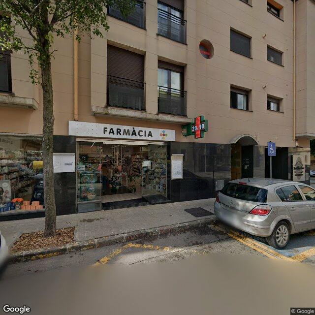 Street view near Farmàcia Font Bou, Mireia - Homs Castells, Neus in Barcelona