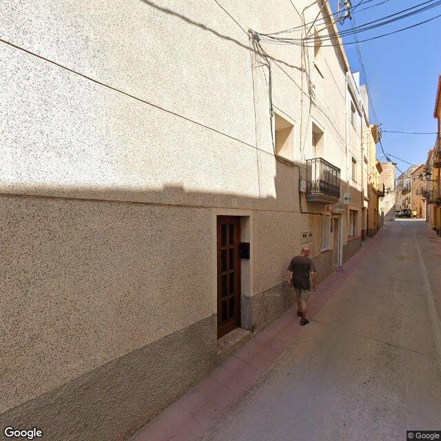 Street view near Farmàcia Fuentes Roca, M. Montiel in Tarragona