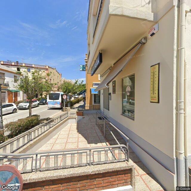 Street view near Farmàcia Gómez Torrents in Barcelona