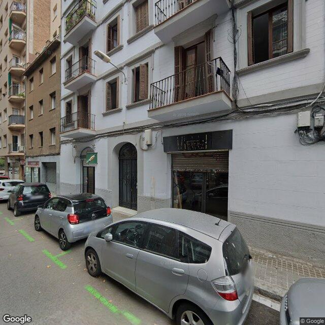 Street view near Farmàcia Gómez Valenzuela, Núria in Barcelona