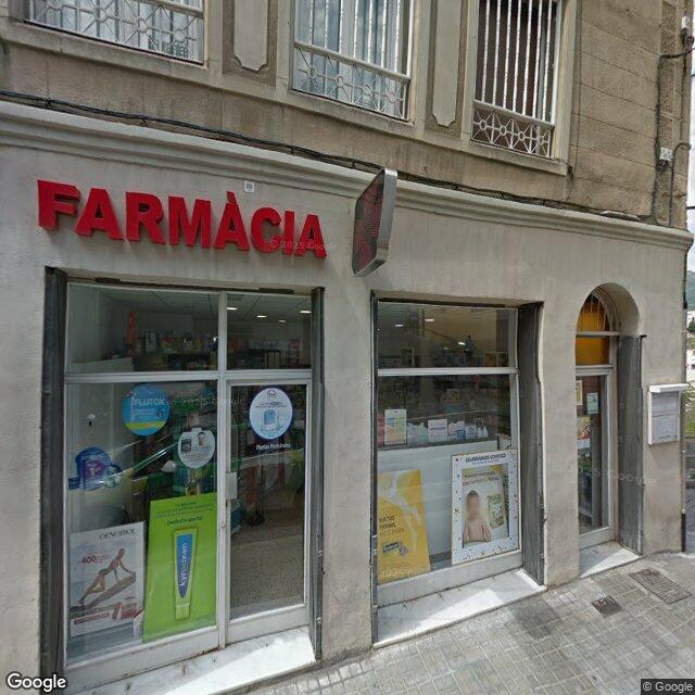 Street view near Farmàcia Güell Salut in Barcelona