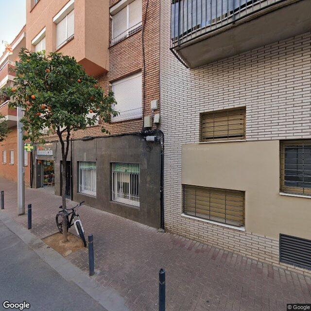 Street view near Farmàcia Garrifé Pujol, Roser in Barcelona