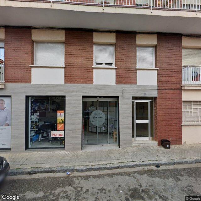 Street view near Farmàcia Gil Colomer, Pilar in Barcelona