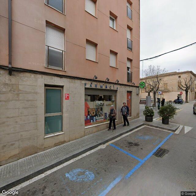 Street view near Farmàcia Gilabert in Barcelona