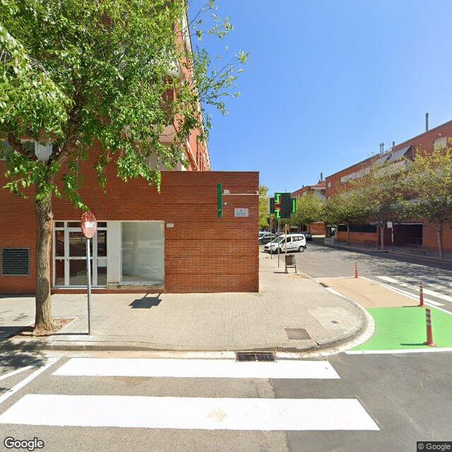 Street view near Farmàcia Gol in Barcelona