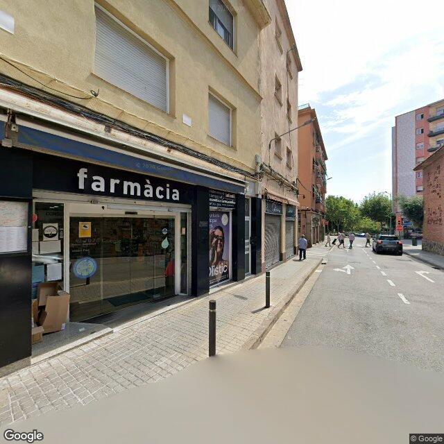 Street view near Farmàcia Helena Bertran Barberà in Barcelona