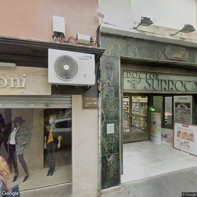Street view near Farmàcia Hereus Torras Surroca in Barcelona