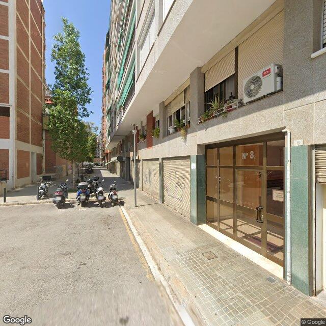 Street view near Farmàcia Hernández Alonso, M. Ángeles in Barcelona