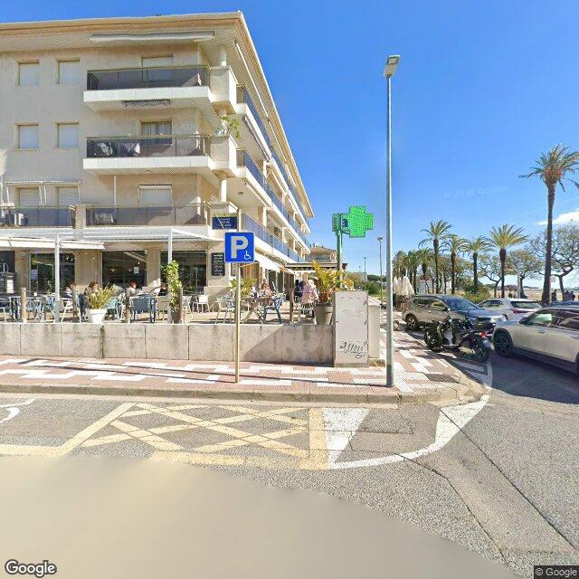 Street view near Farmàcia Hernández Marimon, Blanca in Tarragona