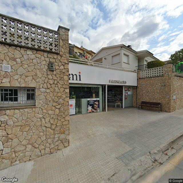 Street view near Farmàcia Iglesias Alastrue, Maria Isabel in Barcelona