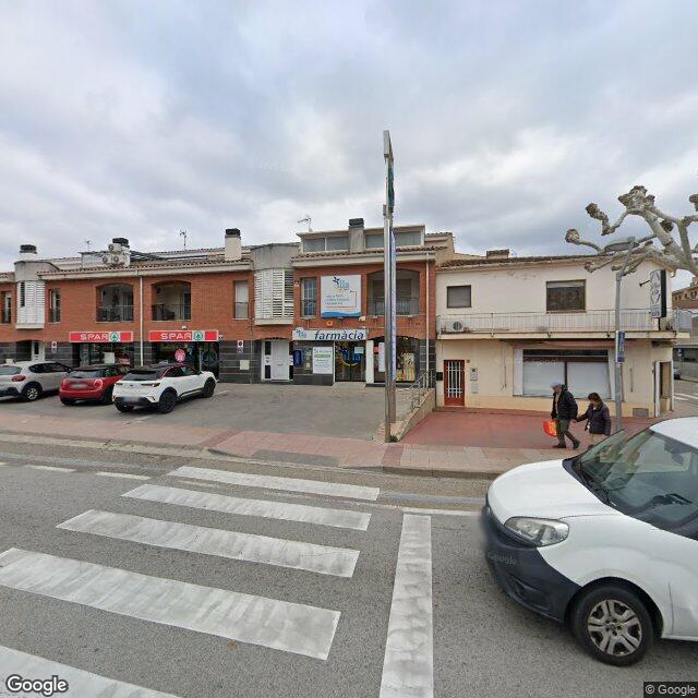 Street view near Farmàcia Illa De Salut in Gerona