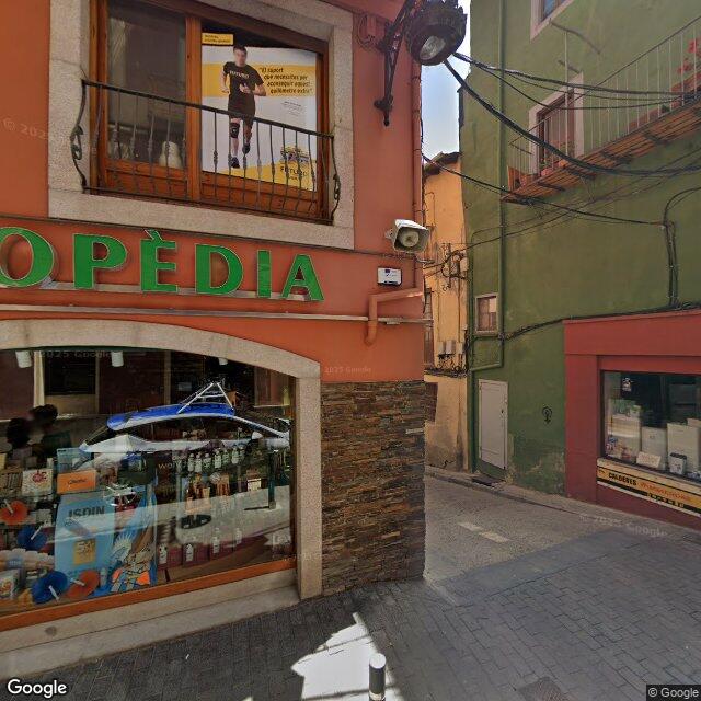 Street view near Farmàcia Joan Muntané Bartra in Gerona
