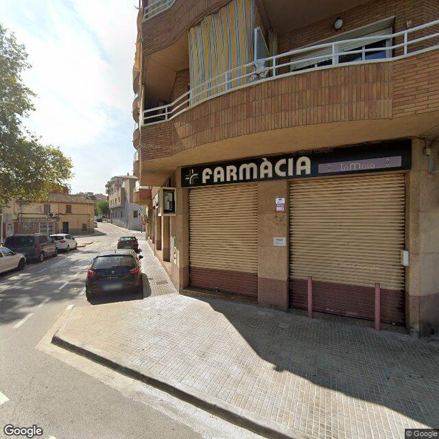 Street view near Farmàcia Jorba in Barcelona