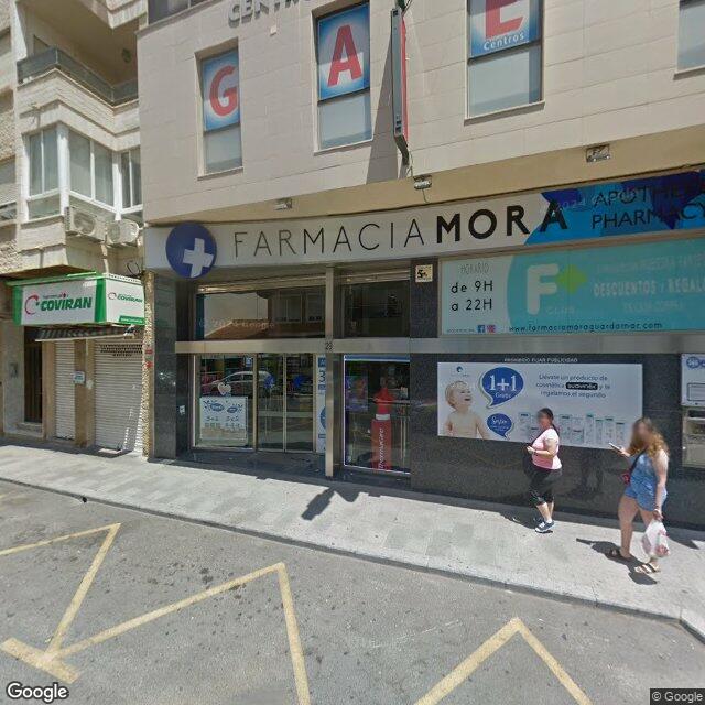 Street view near Farmàcia José Joaquín Mora Estrada in Guardamar del Segura