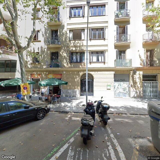 Street view near Farmàcia Jové Ysanta, M. Teresa in Barcelona
