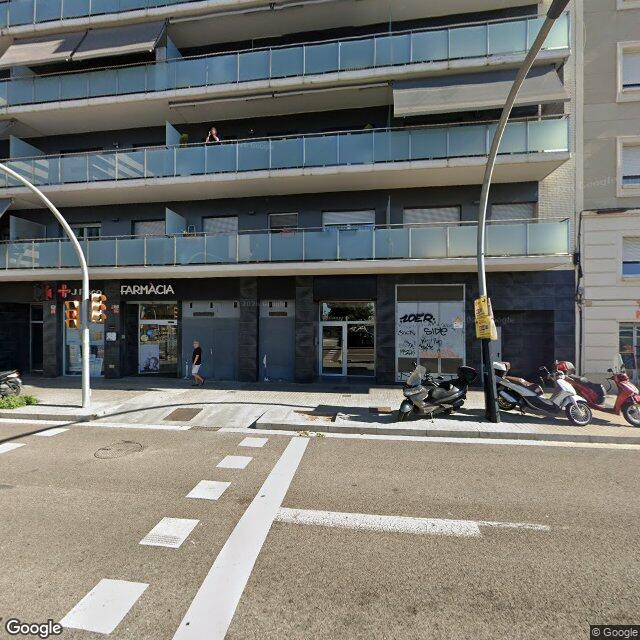 Street view near Farmàcia Juan Ignacio Risco Urraco in Barcelona