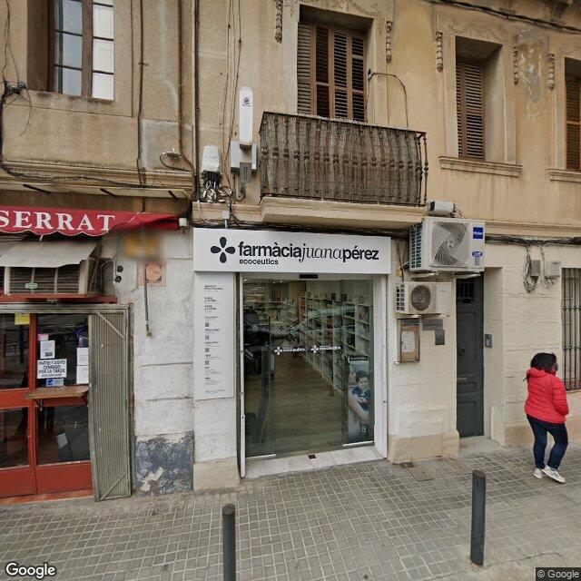 Street view near Farmàcia Juana M. Pérez Morales in Barcelona