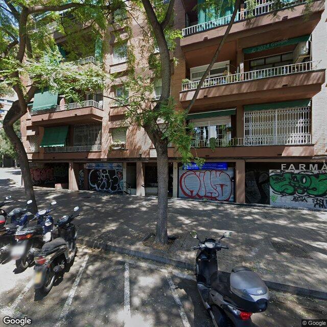 Street view near Farmàcia Lantigua Rodríguez, M. Àngels in Barcelona