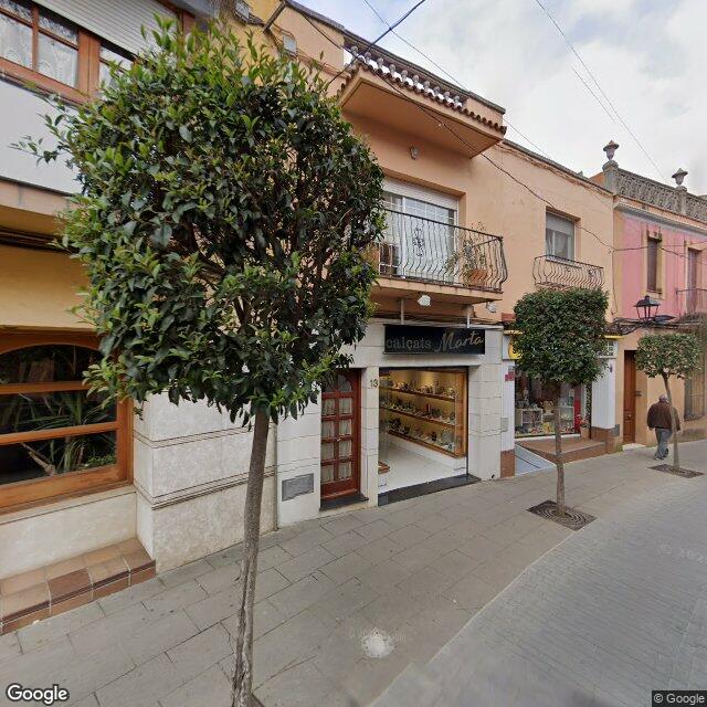 Street view near Farmàcia Lluís Moner Daniel in Barcelona