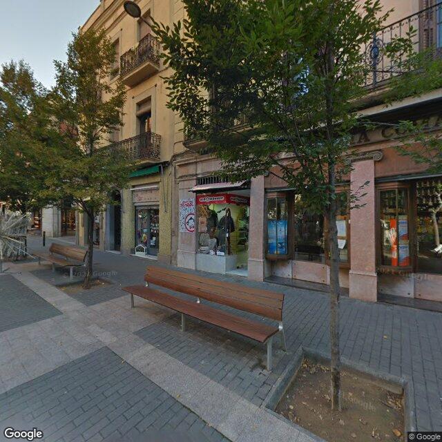 Street view near Farmàcia M. Comas Riu in Manresa