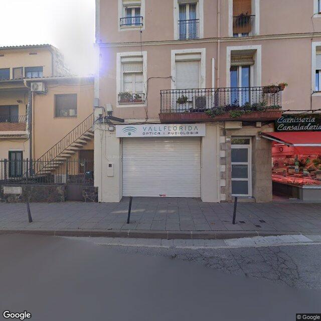 Street view near Farmàcia M. Dolors Antoja Xirau in Barcelona
