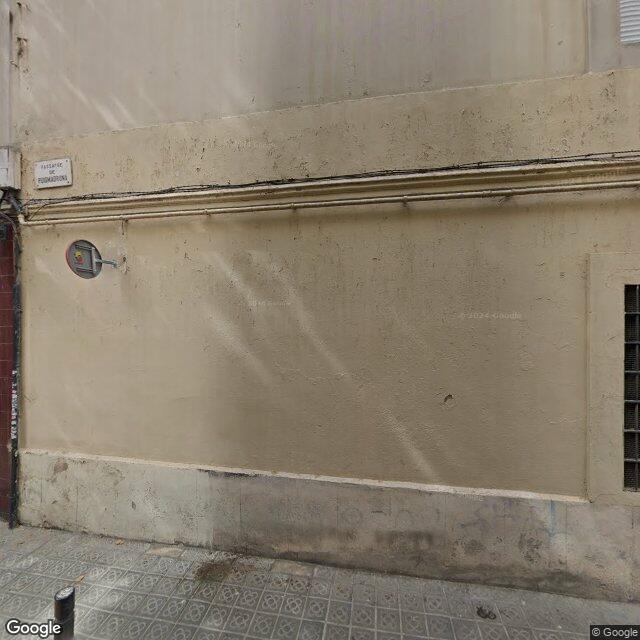 Street view near Farmàcia Macià Creus, Anna Maria in Barcelona