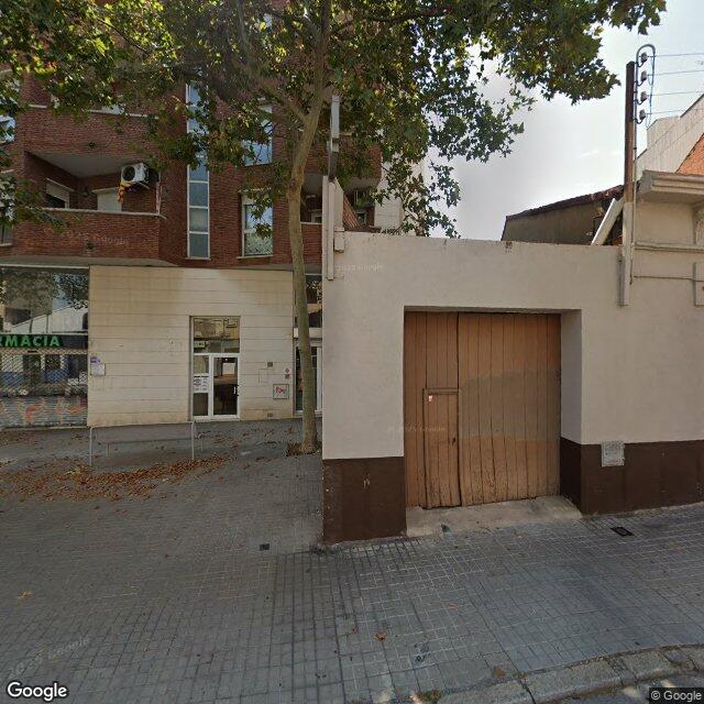 Street view near Farmàcia Marcet Vicens, Jordi in Barcelona
