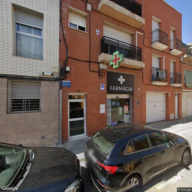 Street view near Farmàcia Maria Rosa Serentill Rovira in Barcelona