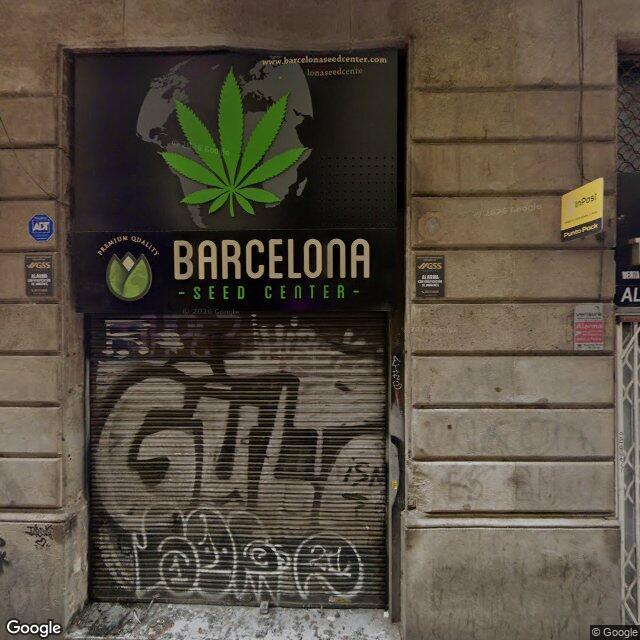 Street view near Farmàcia Marimon Puigmartí, Beatriz in Barcelona