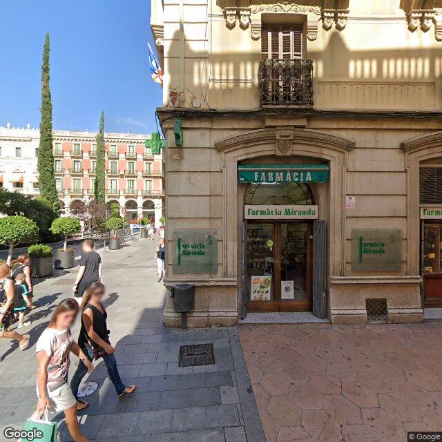 Street view near Farmàcia Mariné Grau, Mònica in Tarragona