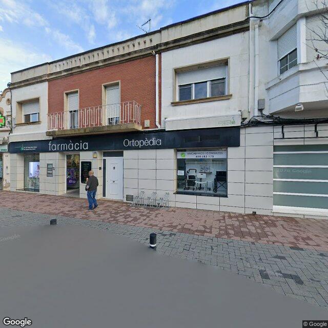Street view near Farmàcia Martí Marin, M. Àngels in Tarragona