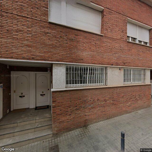 Street view near Farmàcia Martínez García, M. Lluïsa in Barcelona
