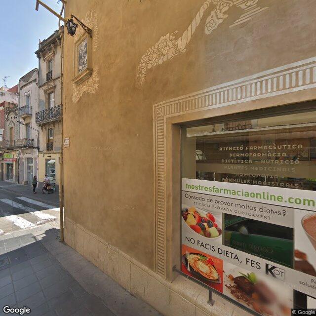 Street view near Farmàcia Mestres Català, M. Carme in Tarragona