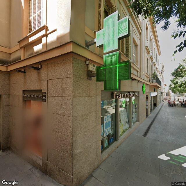 Street view near Farmàcia Mireia Garrido Roman in Barcelona