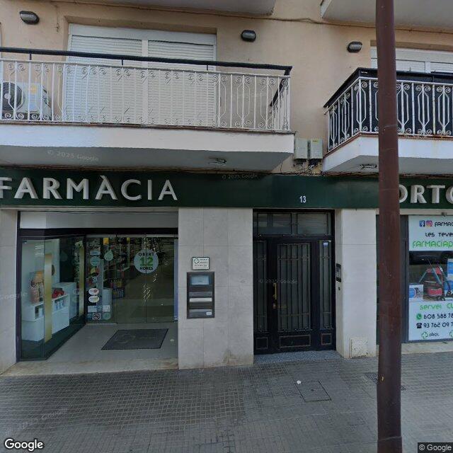Street view near Farmàcia Montserrat Gelpí Matas in Barcelona