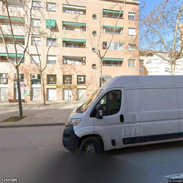 Street view near Farmàcia Mora Palà, Mireia in Barcelona