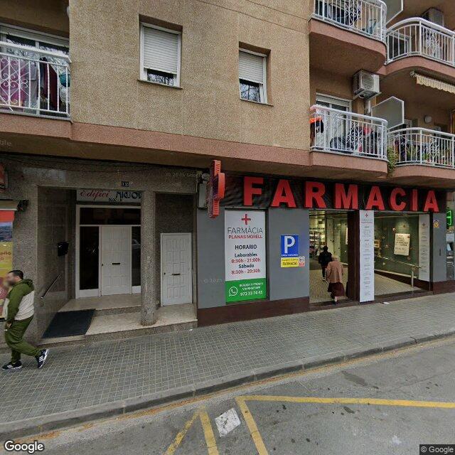Street view near Farmàcia Morell Olivé, Glòria in Gerona
