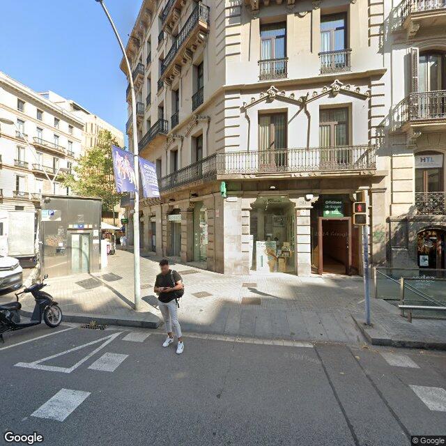 Street view near Farmàcia Morral Suarez, Clara in Barcelona