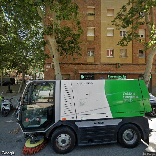 Street view near Farmàcia Navarrete Mora, Yadira Lorena in Barcelona