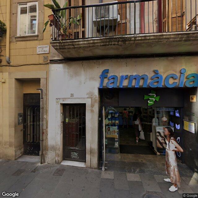 Street view near Farmàcia Nieto Calm, Maria Dolors in Barcelona