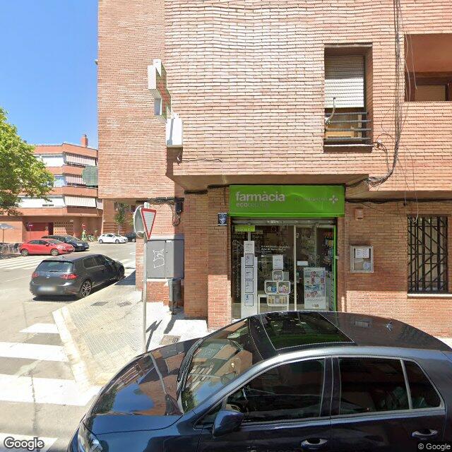 Street view near Farmàcia Olga Morancho Echevarría in Barcelona