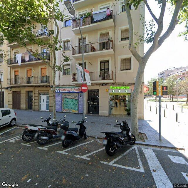 Street view near Farmàcia Pérez Fleitas, Dàcil in Barcelona
