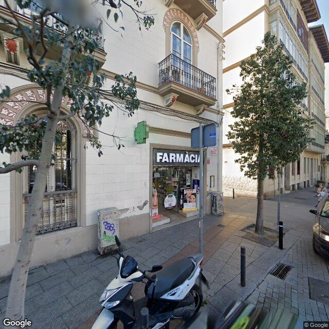 Street view near Farmàcia Pasquino, Valentina in Barcelona