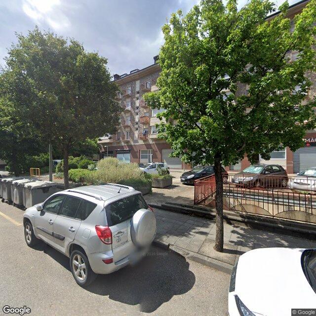Street view near Farmàcia Peruchet in Lérida